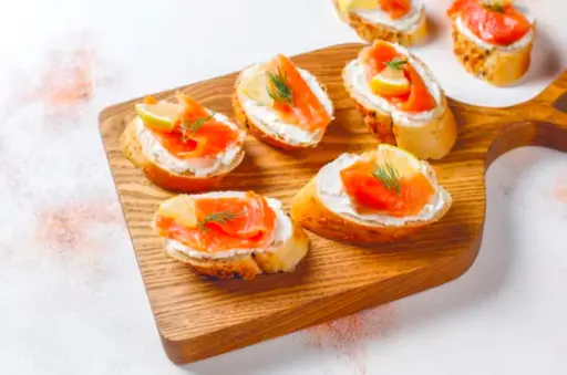 Canapés Salmão (10un)
